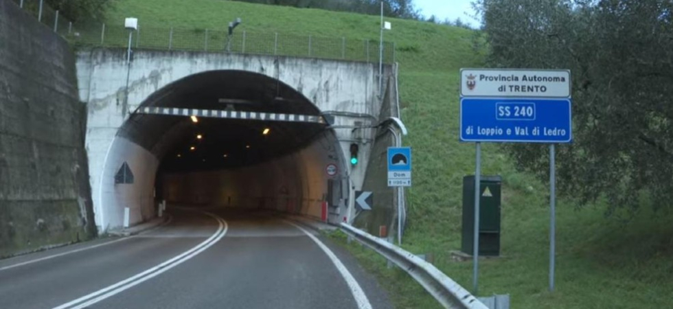"Chiusura galleria Dom per lavori, serve confronto per tutelare i pendolari"