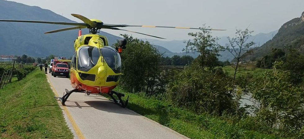 Momenti di paura in ciclabile: una donna di 63 anni e cade si procura diversi traumi