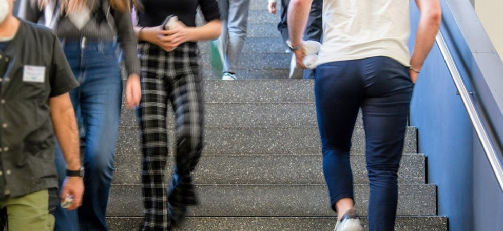A scuola sempre più studenti chiedono aiuto: ansia, stress, difficoltà nelle relazioni e problemi familiari