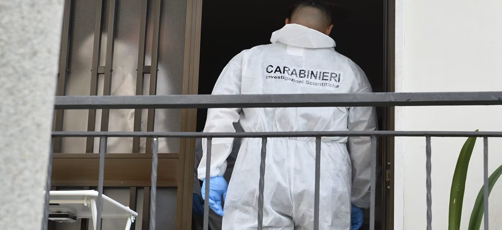 Due anziani trovati morti in casa, l'allarme lanciato dai familiari