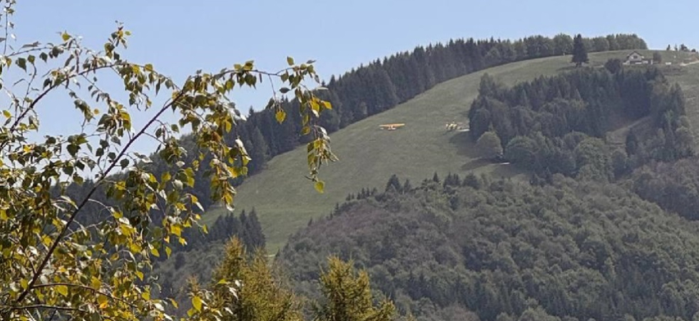 Un aereo è precipitato sulle montagne in Trentino, decollati due elicotteri e attivate svariate squadre d'emergenza