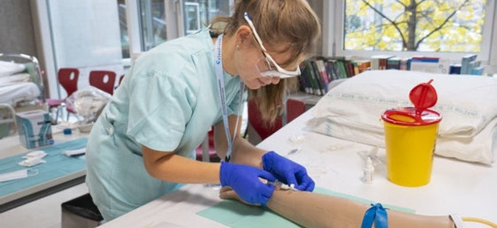 Foto di Fabio Brucculeri Medicina a Bolzano, al via il secondo anno del corso: 174 iscritti complessivi, 53 sono altoatesini