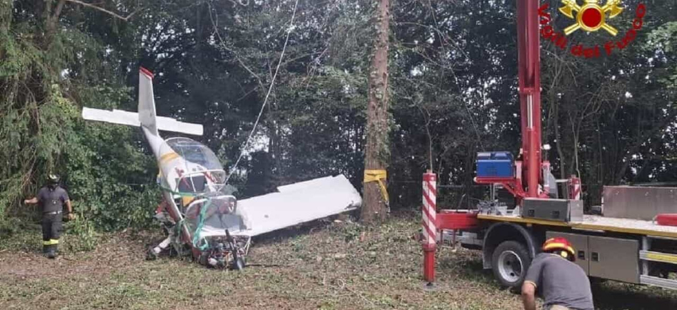 Tragedia in volo, ultraleggero precipita e si schianta contro un albero: morto Sergio Campaner dopo settimane di agonia