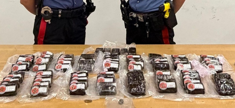 Gira in centro su una bici da 6 mila euro e i carabinieri si insospettiscono