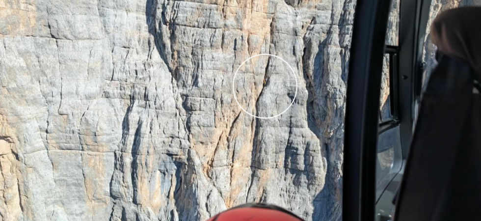 Escursionista americana cade dal sentiero e ruzzola per 25 metri fratturandosi entrambe le caviglie