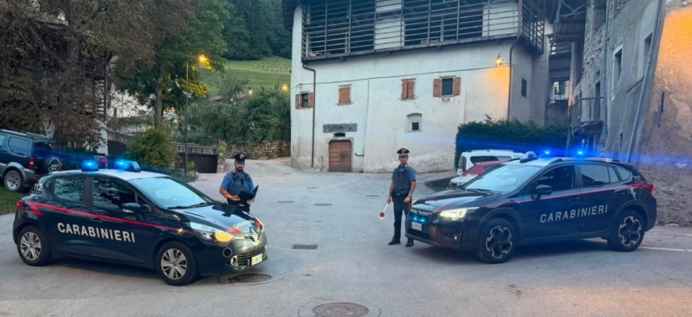 Rave party, auto ovunque e musica alta, 265 persone identificate: sequestrate diverse dosi di cocaina e ketamina