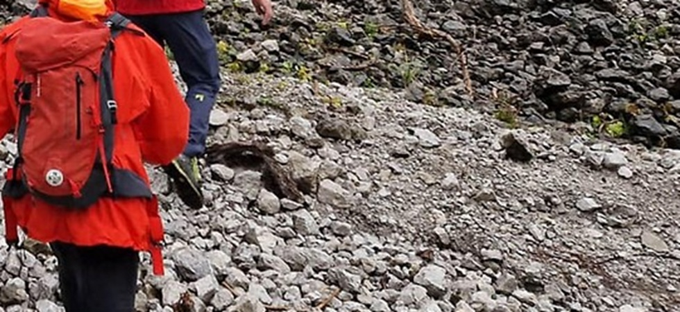 Tragedia in montagna, persona trovata senza vita vicino a una via ferrata: indagini in corso