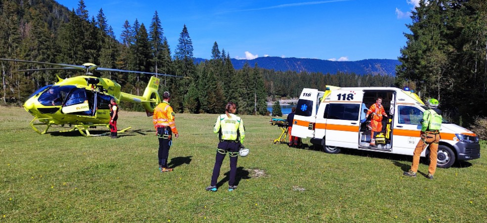 Uomo colto da malore sulla ferrata, momenti di paura a 2 mila metri