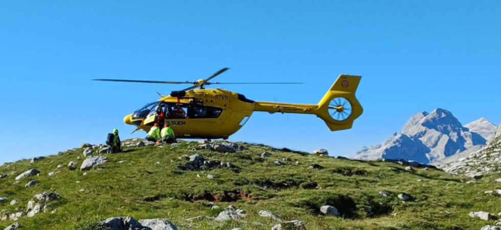 Si sente male e ha forti dolori addominali al rifugio, interviene il soccorso alpino: 20enne trasportato all'ospedale