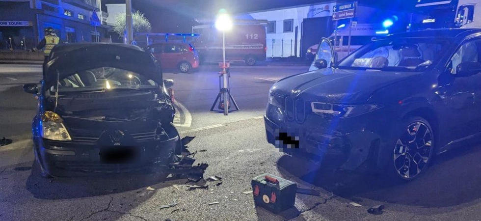 Scontro tra due auto sulla statale del Brennero, intervento dei soccorsi