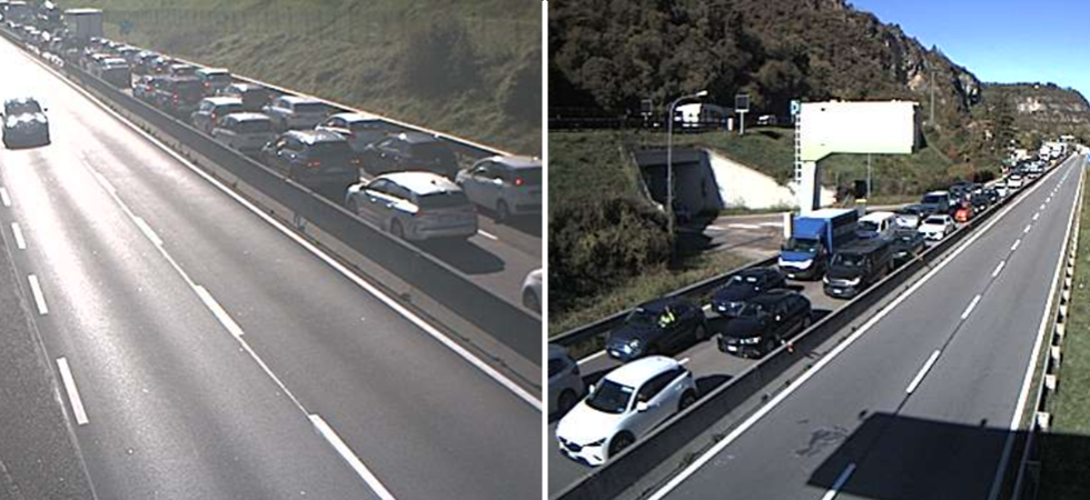 Scontro tra due auto in Tangenziale: traffico paralizzato e coda lunghissima