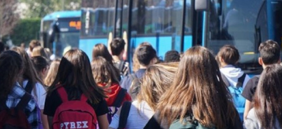 “A gamba tesa” sulla scuola, è scontro con Gerosa sul consenso informato: “No a questo modo di intervenire della politica”
