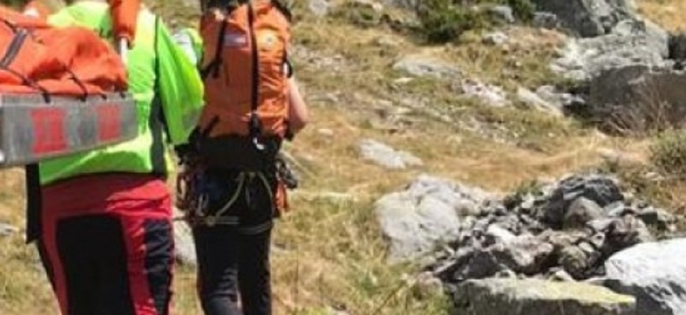 Prete trovato senza vita, il dramma lungo un sentiero: Christoph Schierbaum aveva 71 anni