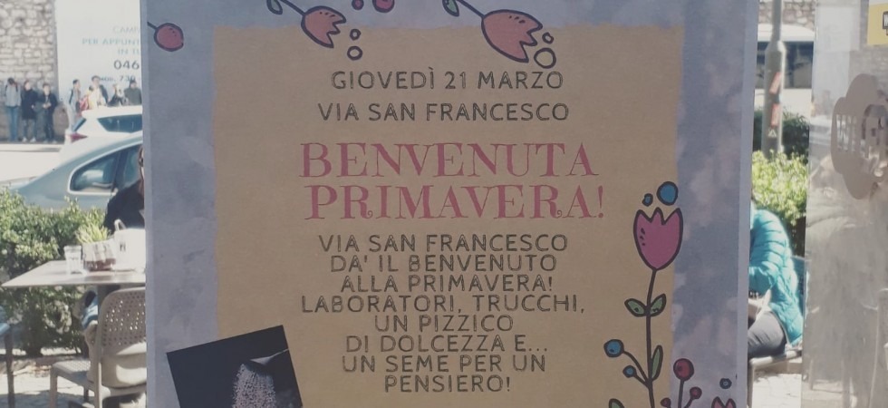 La cooperativa Arianna e gli esercenti della via salutano l'arrivo della primavera e organizzano una festa