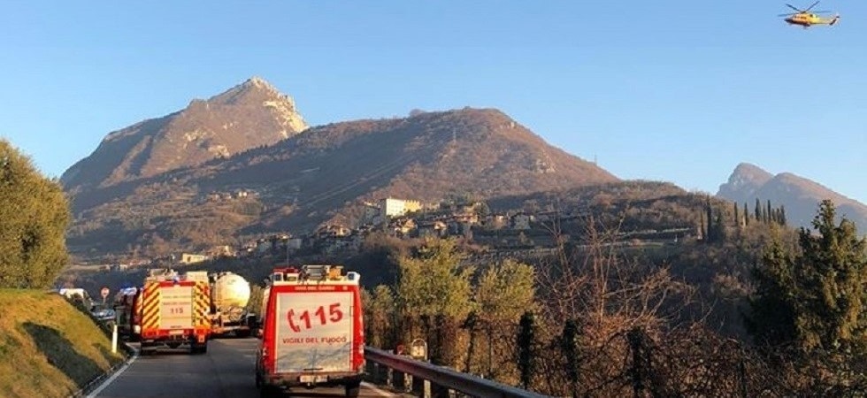 Foto Tony Pula Frontale fra due auto: coinvolta anche una donna incinta, elitrasportata all’ospedale in codice rosso