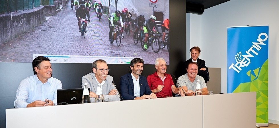 Top Dolomites ai nastri di partenza: venerdì incomincia l'unico evento in grado di mettere in comunicazione Garda e Dolomiti
