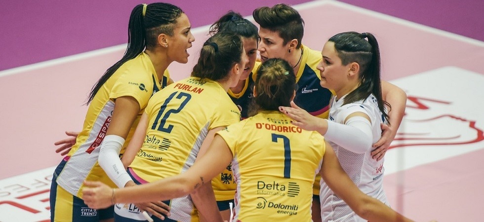 foto Alessio Marchi – Trentino Rosa Delta Informatica Trentino soffre ma piega al tie break Busto Arsizio