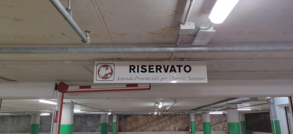 Posti auto comprati e inutilizzati, il M5S attacca: “Ipotesi di danno erariale”