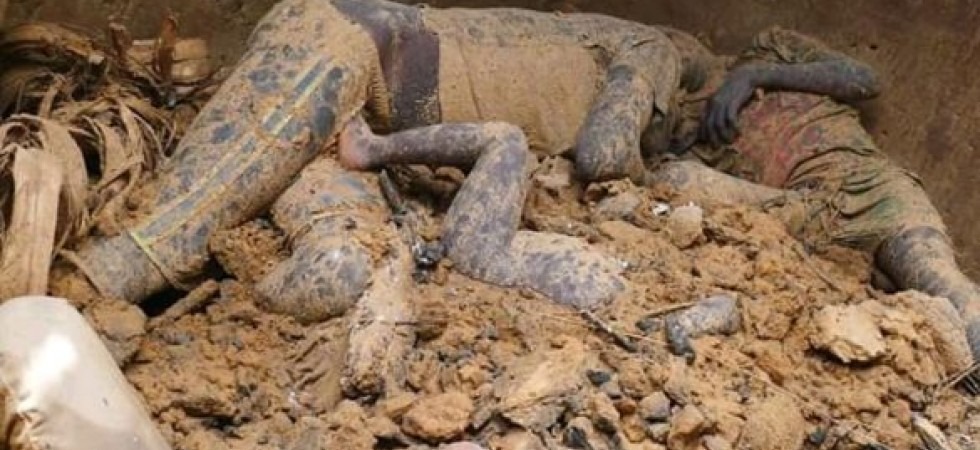 Dal bambino con la testa squarciata da un machete alla famiglia sepolta sotto le macerie, cronaca di una strage in Mali