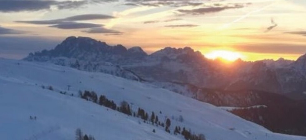 Sciare all'alba tra arte, natura e buon cibo