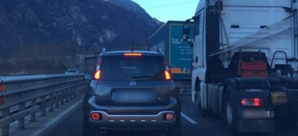 Incidente sulla SS47, tre persone ferite
