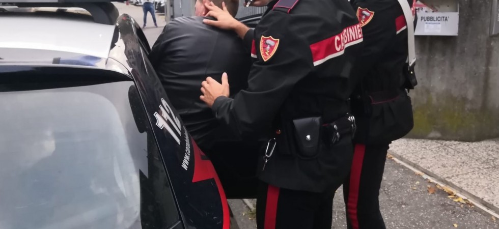 Da Napoli truffavano anziani trentini facendosi consegnare soldi e gioielli e fingendosi carabinieri o avvocati