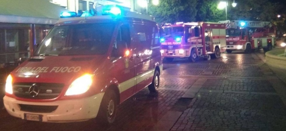 Foto VVF Rovereto Principio d'incendio al cinema, due giovani vigili del fuoco Leonardo e Simone intervengono per primi e riescono a spegnere