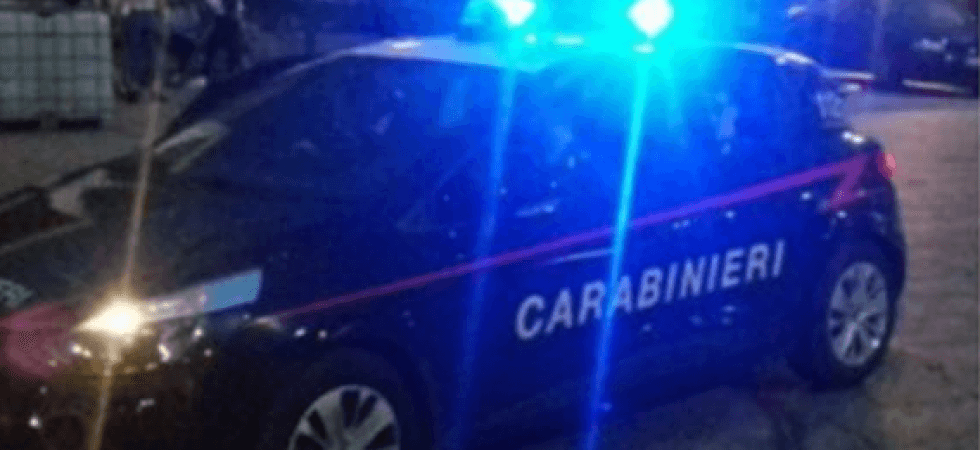 Girava con un coltello artigianale con lama di 10 centimetri, fermato e denunciato un giovane