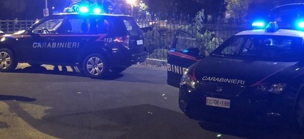Aggrediti e minacciati con pistola e coltello, momenti di paura per due ragazzi
