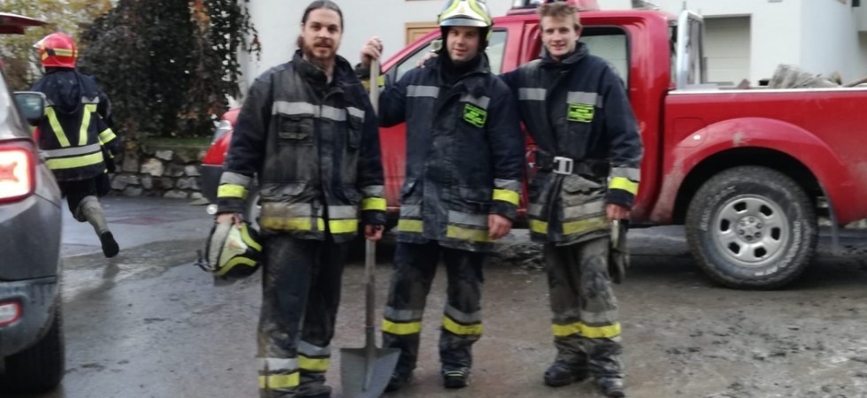Maltempo, la Protezione civile: Grazie a tutti, la nostra aquila tornerà di nuovo a volare alto''