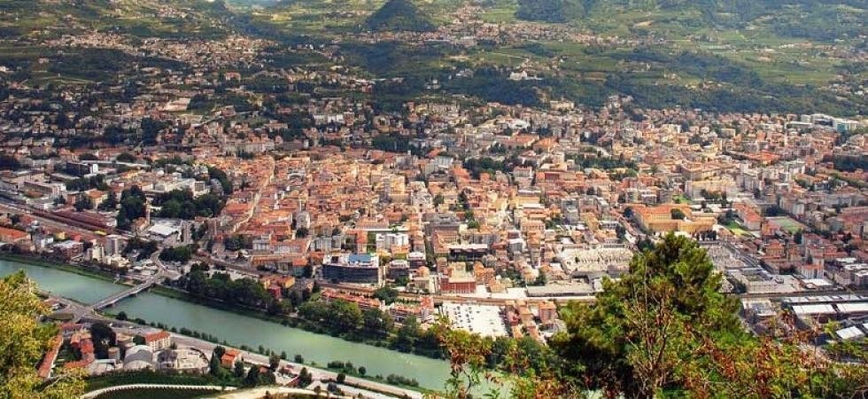 Stranieri in Trentino, in aumento le acquisizioni di cittadinanza