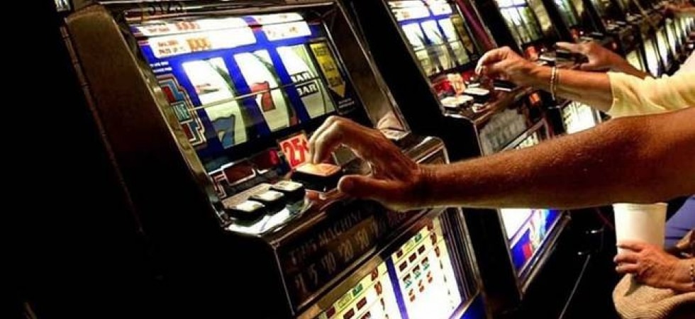 Gioco d'azzardo, a Belluno scattano le restrizioni anche sulle fasce orarie