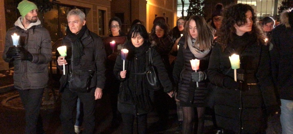 Fiaccolata per Antonio, silenzio e commozione per non dimenticare