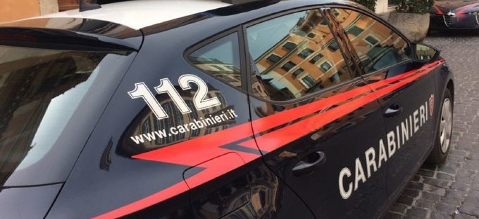 Molestava l'ex campagna, nei guai un uomo che finisce agli arresti domiciliari
