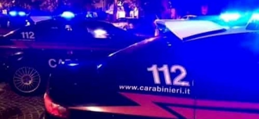 Passamontagna, polvere esplosiva e gas, due bancomat fatti saltare nella notte