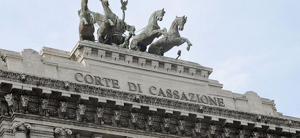 Ha truffato l'amica per l'apertura di un nuovo centro medico estetico, maxi risarcimento da 2 milioni di euro