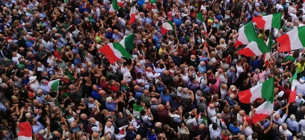 Il 75% degli italiani non si fida degli altri