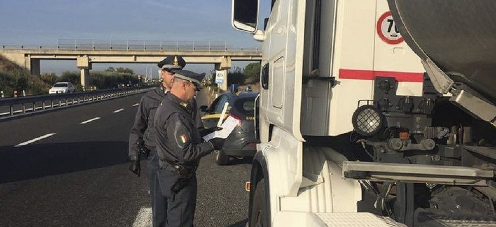 Trento, controlli sul trasporto merci, per un autotrasportatore sospensione della circolazione e 4130 euro di multa