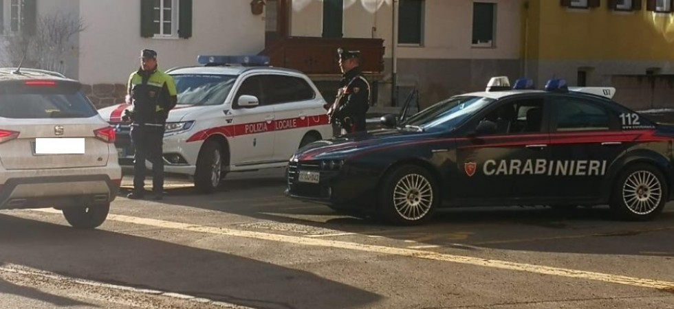 Si mette alla guida con un tasso di alcol nel sangue che supera 6 volte il limite