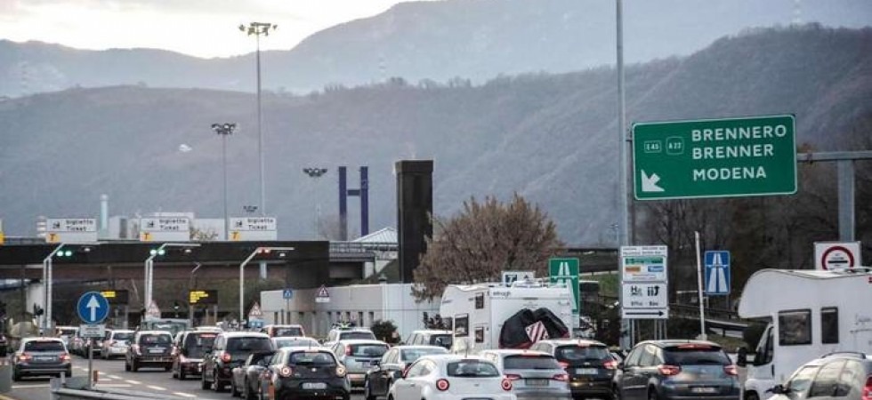 Festività natalizie e capodanno, A22 prevede code e rallentamenti
