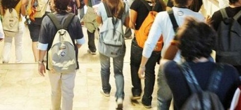 Un centinaio di studenti esclusi dal liceo sportivo, la protesta del sindacato