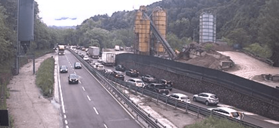 Ancora un incidente in Valsugana, strada bloccata fino alla galleria ai Crozi