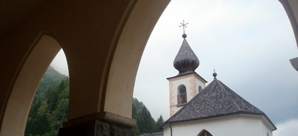 Cercano di rubare le offerte in Chiesa ma vengono incastrati dalle videocamere, foglio di via per due ragazzi