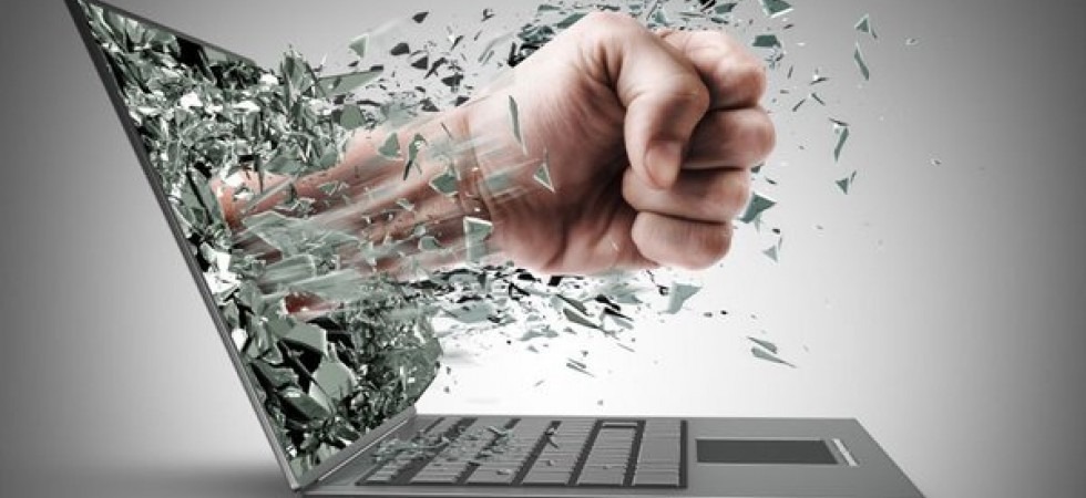 A Educa il Cyberbullismo: Per sconfiggerlo ci vuole una grande alleanza, serve la comunità''