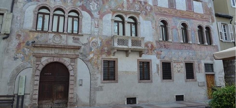 Bufera sull'Apt, il sindaco prende tempo