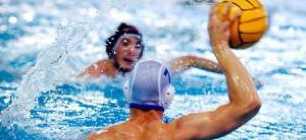 “Mancano gli spazi”: i ragazzi della ‘Pallanuoto Snd’ rimangono senza piscina