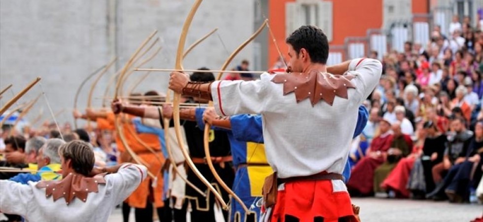 Palio delle Contrade. E' un evento culturale