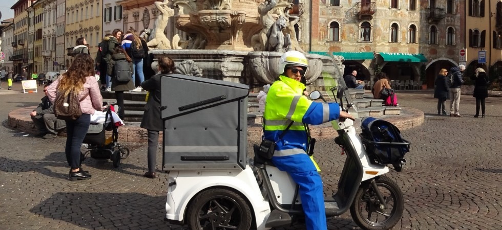 In funzione i nuovi tricicli elettrici per i portalettere di Trento
