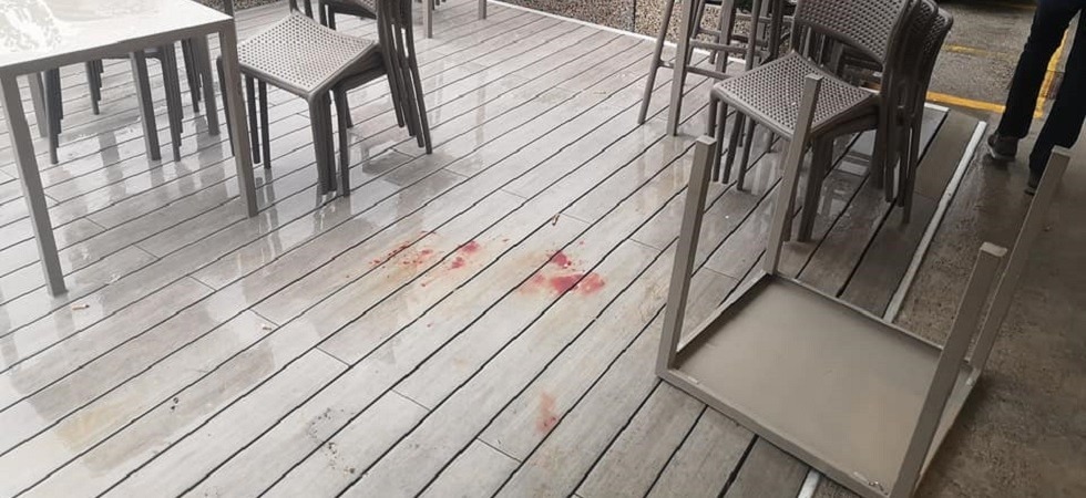 Far west a Trento Nord, fuori una scazzottata e un tavolino che vola, mentre una quarantina di persone si rifugiano nel bar