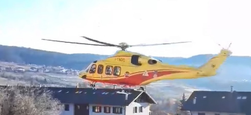Travolto da pesanti pannelli di legno, 27enne in gravi condizioni al Santa Chiara